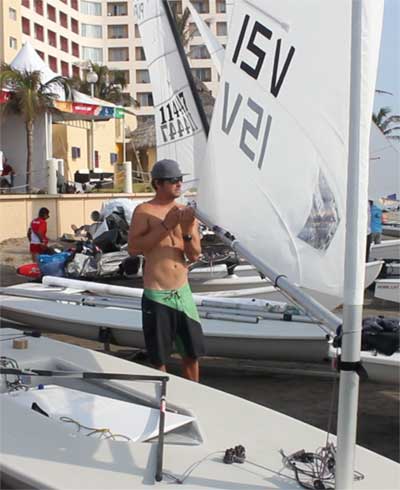 Read more about the article Cy Thompson Sailing in Veracruz